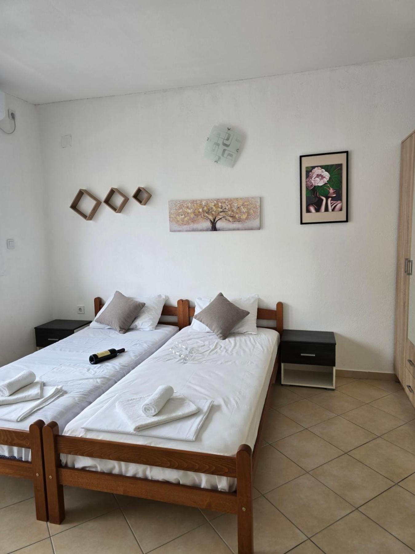 Jovanovic Apartment Tivat Exterior photo
